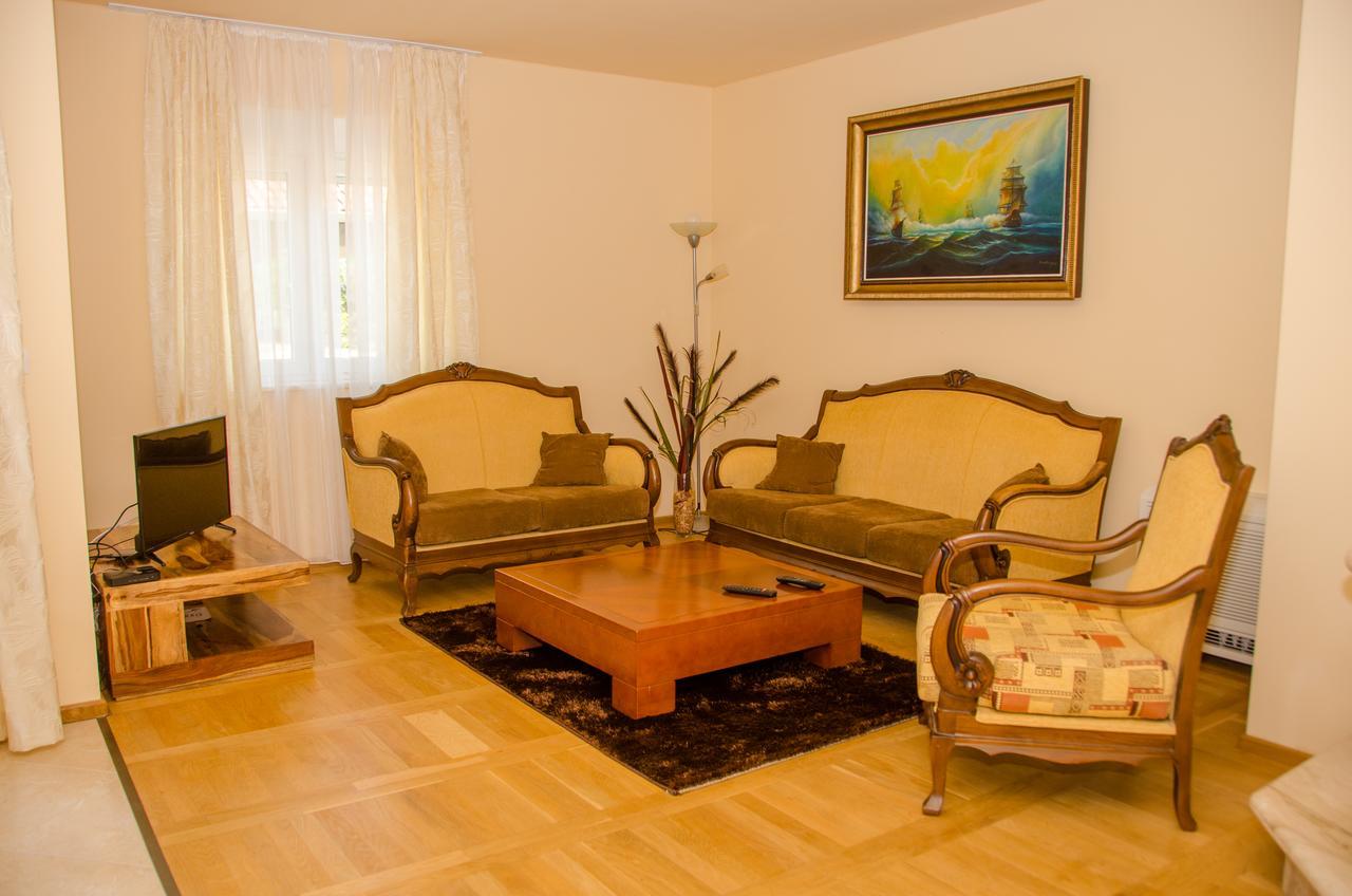 Hotel Mir Medjugorje Luaran gambar
